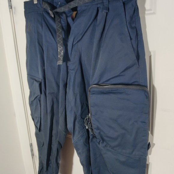 Nike ACG Woven Cargo Pant Navy Large - Picture 2 of 4